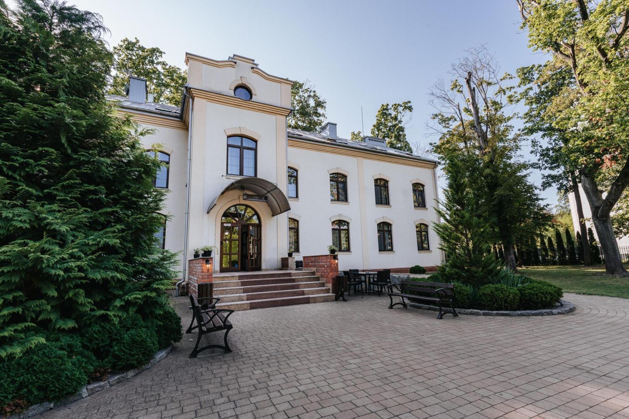 Modlin Palace Nowy Dwór Mazowiecki Buitenkant foto